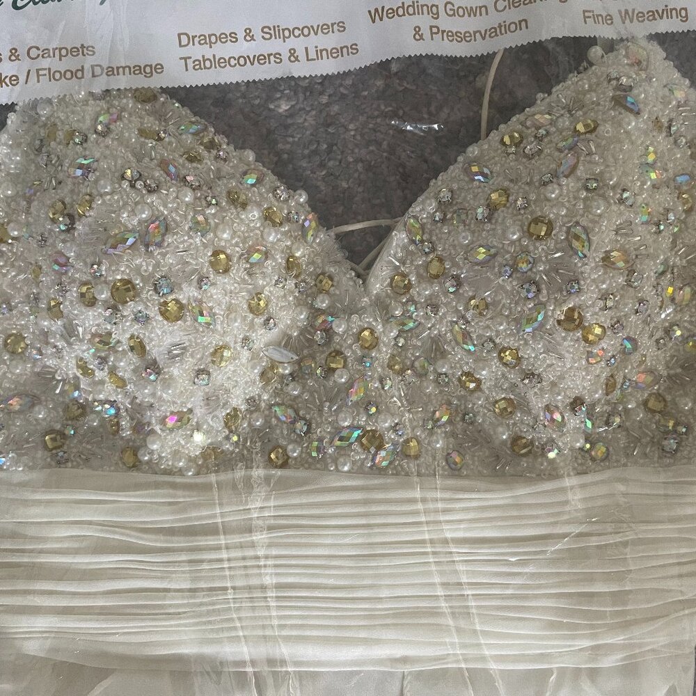 Dave & Johnny Prom Dress View 3